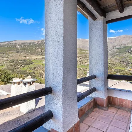 Nueva Alcazaba Hotel