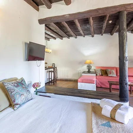 Hotel Nueva Alcazaba 4*
